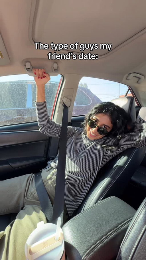 If this reminds you of someone, RUN GIRL😩😭 #comedyreels #relatablememes #sketchcomedy #girlmemes