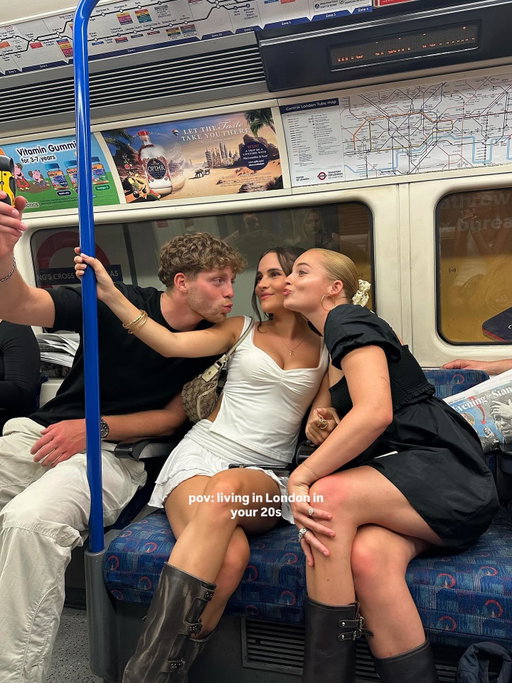 This is your sign to move to London 💋🇬🇧