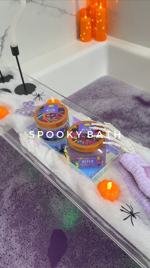 Run a spooky bath with me using @treehut limited edition Meyow body scrub and whipped butter. Comment ‘bath’ if you’d like the 🔗’s to anything! #TreeHut #TreeHutPartner

#ad #halloween #aesthetic #asmr