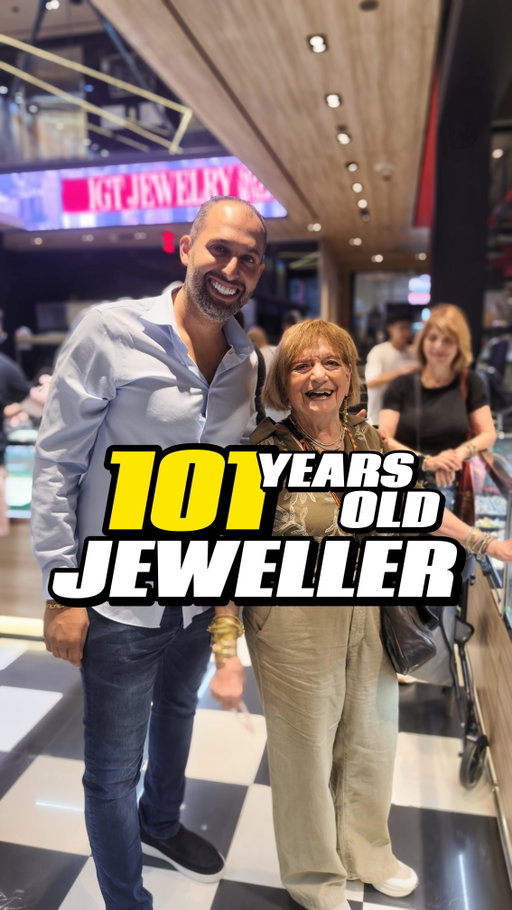 Anne, the 101 years old legend came to bless us with another Mazalito 🫶🤝
📥GUARANTEE to have the best prices!
#Bennythedealer #jewelry #watches #rolex #vvs #diamond #emerald #ruby #sapphire #ap #patekphilippe #datejust #daytona #presidential #icedoutjewelry #luxury #billionaire #gamble #trade #nyc #life