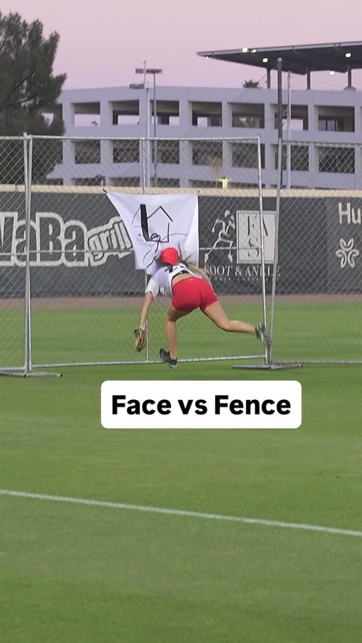 Pain is temporary. MVP is forever 🤣

Shout out to @teamwatsoncharityevents @therightwayfoundation for having me in your celeb softball game! 🥎

🎥 @itslifewithpurpose