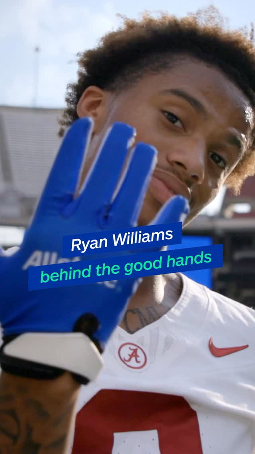 Let’s just say, there’s a reason we call him Hollywood. 🌟

Get to know our second 2025 Allstate Good Hands Receiver, Ryan Williams (@ryanwms1 ) of @alabamafbl !

Follow along with us and @ross500 to catch our next interview!