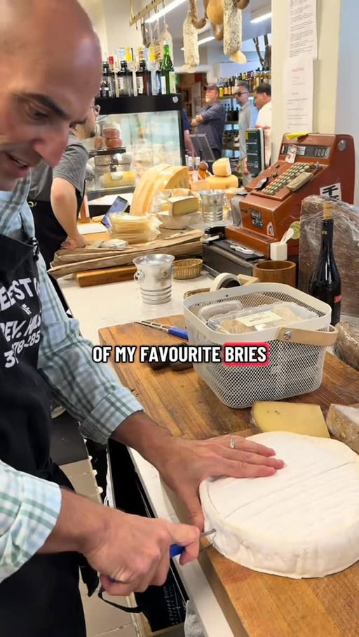 We want to come over for this cheese party! Manchego, comte, fromage d’affinois, ASCHENBLAU, proscuitto, pasta, tapenades and more! Cheers #cheesestoreofbeverlyhills #cheesestore #beverlyhills #cheesemonger