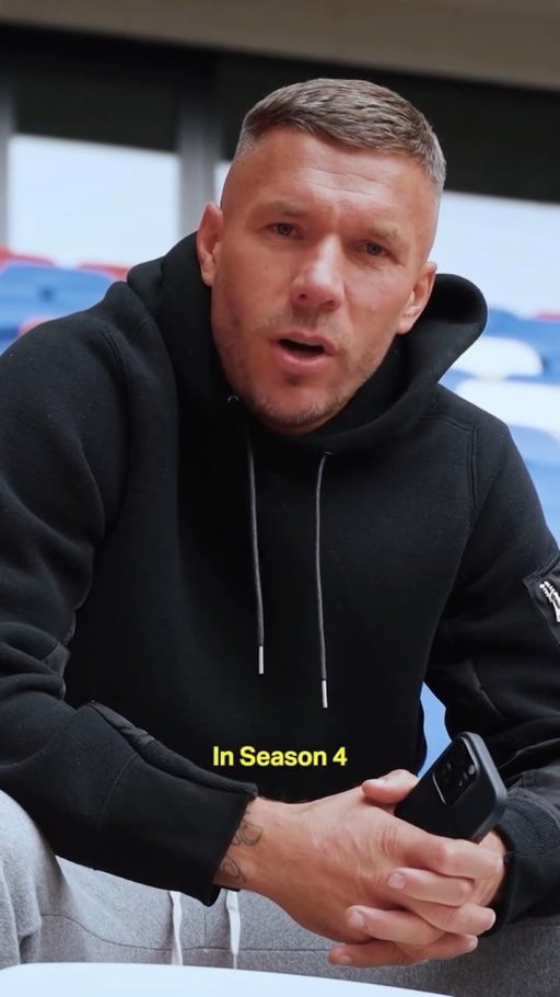 WIR SIND ZURÜCK! Season 4 startet in weniger als einem Monat! 🔥⚽️ 

Ihr habt gefragt, wir haben geliefert! Wir kehren, auf vielfachen Wunsch, dahin zurück, wo die Baller League groß geworden ist: Nach Köln! 😍 

Montag. 03. November. XPOST, Köln. Das darfst du nicht verpassen! Sichere dir jetzt als einer der Ersten dein Ticket im exklusiven Pre-Sale! Link in der Bio!  🎟