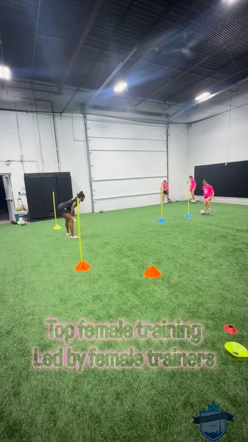 Women training led by women—this is where real power grows! 💪 Every session inspires confidence, strength, and unity on and off the field.  REAL MENTORSHIP 💯❤️

#WomenInSports #LeadByExample #Trifutbol #mentor #womenempowerment #fifa #soccer #nsl #northernsoccerleague