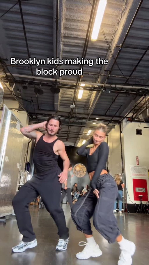 The New Yorkers are back at it 🤝 #brooklyn