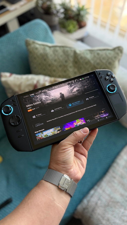 I’ve been looking forward to this Lenovo Legion Go 2 since the first one launched. This is a more mature console in so many ways, but it does come at a price. What do you think? #fyp #lenovo #legiongo2 #bestgamingconsole #viral #unboxing #windows #xbox #gaming #techbriefing #reel #reels #shorts #cooltech #microsoft #techtok