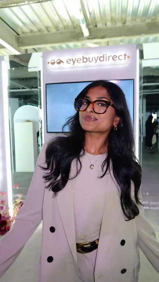 ROMY IS THAT GIRL!✨👓 The frame that looks good on everyone and every style. 

We loved seeing you all at @femalefounderworld!💖

@crystal.t25