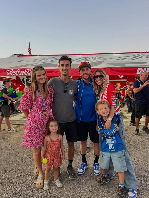 MXDN 2025 with my family and friends.
Margot had a blast playing with Chase for 3 days non stop, see last video !