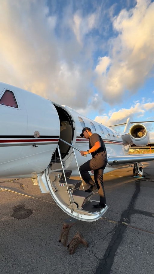 Day 120: Detailing Private Jets Until I Can Afford my Own

#detailing #aircraftdetailing #aviation