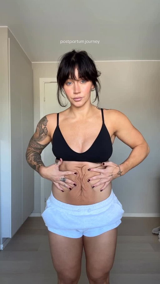 It’s not always easy sharing a postpartum journey online, because it’s so easy to fall into comparison. But if you’ve been here a while, you know that’s not what my account is about. I’m here to share my journey, as honest as I can and be transparent about how a recovery after birth can look like, as a girl who has been training for many years!

I’m 4 months postpartum now and I’m not back to my usual workout or nutrition routine yet.. and that’s okay. I’m giving myself grace and focusing on rebuilding strength slowly. Do I have loose skin? Yes, and that’s also okay. I’ve carried two babies, and my body tells that story.

Every postpartum journey looks different.. and right now mine is about feeling good, healing well, and showing up for myself (and my little one) in small, consistent ways.
Progress over perfection - always!

I shared this yesterday in my story and the response was very overwhelming so this needed to be posted here as well! THANK YOU for all your amazing messages and for sharing your thoughts xxx