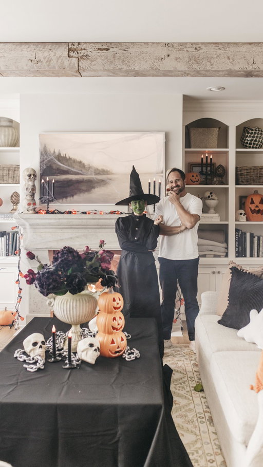When you leave your house for 5 minutes but somehow come back to a haunted mansion @walmartcanada helps you transform your space whether you purchase in store or online #WalmartPartner