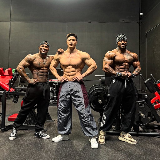 We all have a job to do..let’s get it done🤞🏾🤝🏾 Team Y3T🔥🌊💎

@neil_yoda_hill1 
@rhyanclark_ifbbpro 
@junpei_taguchi 
@the_dragons_lair 

▪️
▪️
▪️
▪️
▪️
▪️
#darcsport #wolvesforever #ifbb #npc  #mensphysique #teammuscleegg #bigwaves #trini  #chicago #olympia2025 #olympia #arnoldclassic #lifetsyle