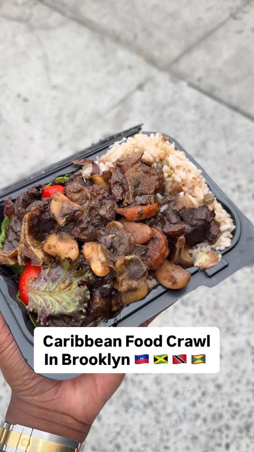 Let’s highlight some amazing small businesses on a Caribbean food crawl in @littlecaribbeannyc Brooklyn 🙌🏾

Hit List
@bunnanbk 
@de_hot_pot_1127 
@labaymarket 
Irie Jerk
@mrpsicecream 

#caribbeanfood #nyc #foodreview #trinidad #jamaicanfood #haitianfood