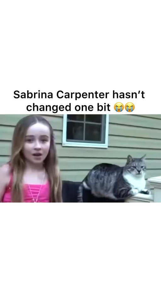 FOLLOW @pophive FOR MORE 🐝 

There’s no one like Sabrina 😭