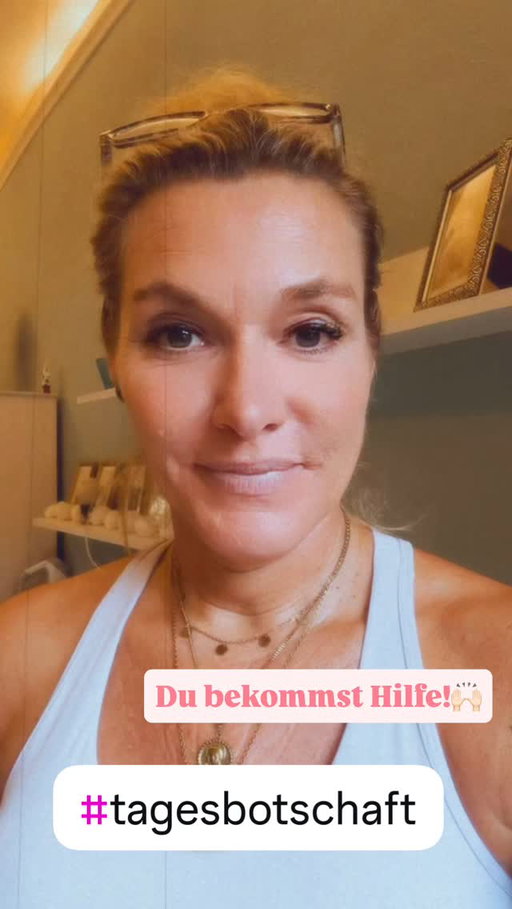Du wirst liebevoll unterstützt!🥰🦋

#Kartenlegung
#Tagesbotschaft
#Tagesenergie
#BotschaftdesTages
#Hilfevonoben
#SpirituelleBotschaft
#Herzensimpuls
#IntuitiveKartenlegung
#GeführtvonderGeistigenWelt
#Seelenweg
