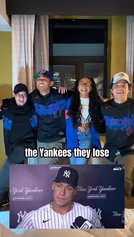 Start spreading the news! The Yankees, they lose. CANCUN CANCUUUUUN! I love the Toronto Blue Jays 🤍💙

#bluejays #jays #Toronto #yankees #newyork #nyc #nyy #mlb #baseball #fancam #fans #baseballfans #mlbfan #interview #sports