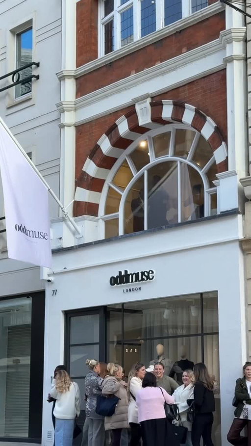 🔔COMPETITION CLOSED - WINNER CONTACTED 🔔

To celebrate the opening of our New Bond Street Townhouse, we’re giving one lucky duo the ultimate Muse experience in partnership with @addisonleecabs and @bigmamma.uk 

✨Chauffeured by Addison Lee to our new Bond Street Townhouse in style
✨A private styling session with our in-house stylist in our VIP suite
✨Odd Muse Gift Voucher worth £500 for you and your guest
✨Dinner for two at @bigmamma.uk plush Italo-American restaurant Carlotta in Marylebone

To enter:
 ✨Follow @oddmuselondon, @addisonleecabs & @bigmamma.uk
 ✨Comment below tagging your plus one
 ✨Reshare this post to your story

Winners will be announced Wednesday 15th. Good luck, Muses ❤️ T&Cs apply.