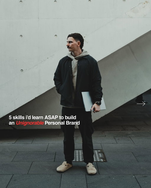 Comment ‘Visual’ to join the waitlist and get 40% off the Visual Authority cohort.