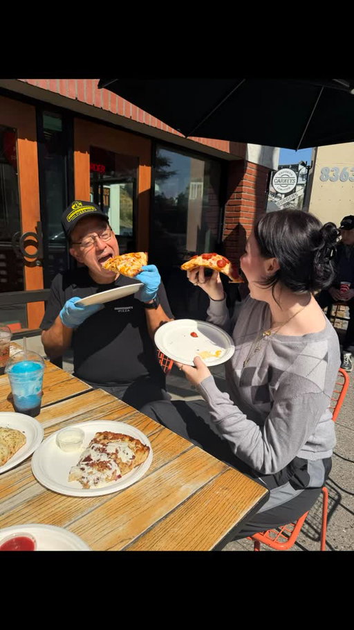 Pizza just hits different when it’s shared 🍕