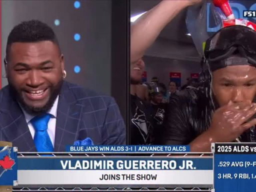 🗣️ DAAAA YANKEES LOSE 

🎥 TT/ justsumbuckets

-
-
-
#bluejays #mlbedit #jaysedit #vladdy #yankees #torontobluejays #toronto #alds #alcs #postseason #worldseries