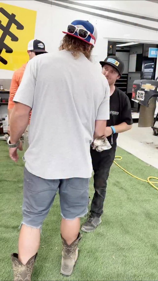 Diesel Dave might have a new hobby 😂