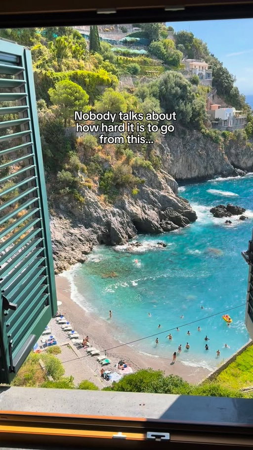 All roads lead to Italy. Or, at least they should. 

🔗Link in bio to book📍Maiori, Italy