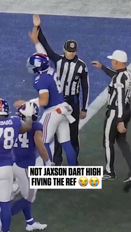 Didn’t want to leave him hanging 😂

PHIvsNYG on Prime Video
Also streaming on #NFLPlus