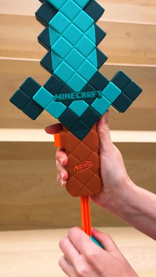 Diamond legendary 💎🎯
 
Check out the Nerf @minecraft Diamond Sword blaster