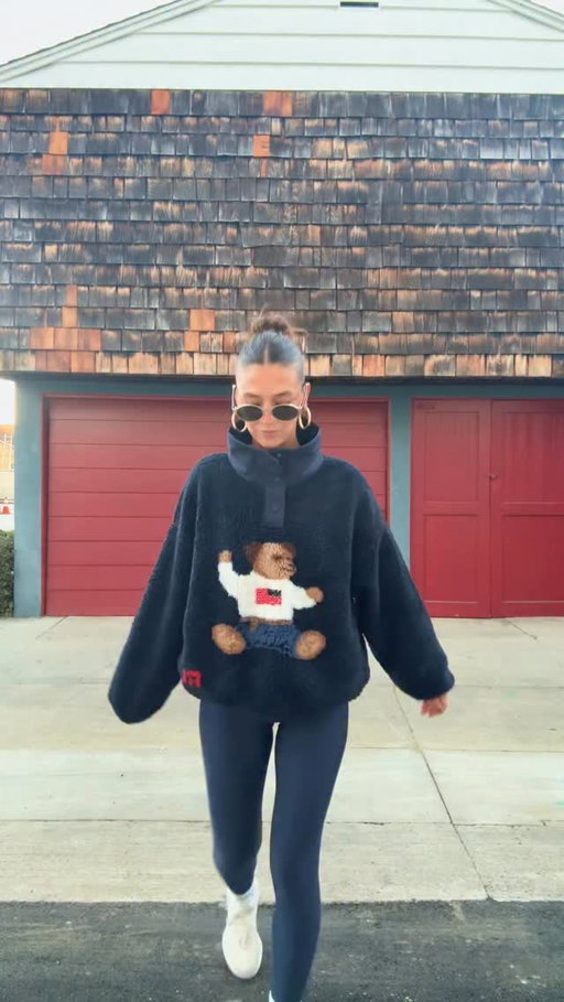 the perfect fleece🧸🤎🍂 @ralphlauren 

#explorepage #ootd #ralphlauren #falloutfitinspo