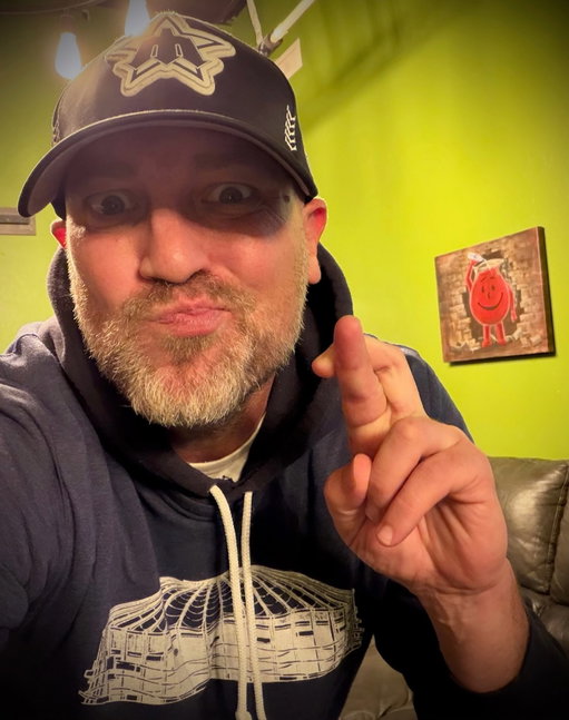 Oh ya! Go Mariners. I’ve drunk the Kool-Aid 🥤In OKC tomorrow afternoon for a @badteacherscomedy show.