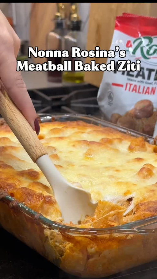Nonna says baked ziti isn’t a recipe, it’s a love language. 💋🍝 Layers of cheese, pasta, and sauce = therapy you can eat. Rosina meatballs available wherever Nonna shops!