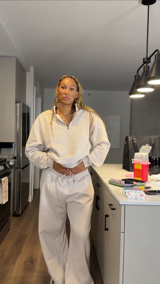 POV: you’re taking literal baby steps toward the family you’ve prayed for 🤍
.
If I’m being honest, this first shot was emotional. But what got me through it? YOU. Every message, every DM, every story from women walking their own fertility journey gave me strength I didn’t know I needed. It reminded me how many of us are quietly carrying similar hopes, fears, and prayers, just trying to figure it out one day at a time.
.
And as much as I’m cringing posting this, because I know I’m an ugly crier 😅, if it helps even one woman feel less alone on her egg-freezing or fertility journey, it’s more than worth it.
.
A huge thank you to my team at @ovaeggfreezing for the most patient, detailed walk-through of how to mix and administer all my medications — I truly couldn’t imagine going through this process without them.
.
Day one down. The fear of the unknown has lifted. And now I know… I got this. 🫶🏽
.
.
.
#eggfreezing #eggfreezingjourney #fertility #fertilityjourney #womenshealth
