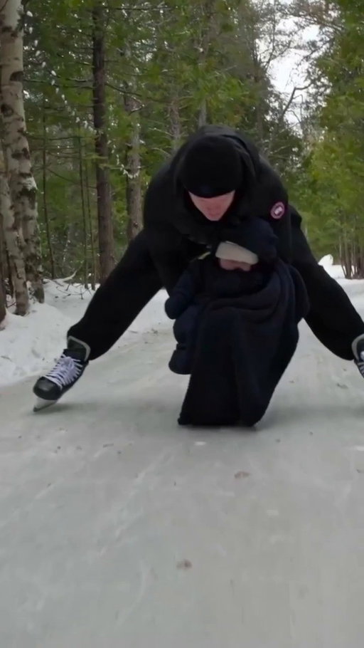 Ryder Tkachuk getting a head start on skating lessons 🥲 

Faceoff: Inside the NHL season 2 is now streaming on Prime Video.