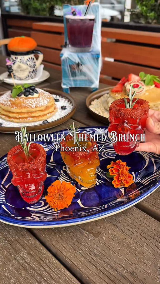 Halloween Themed Brunch at @taconightbrunchandtequila is so fun and cute! The drink presentations are so over the top (I loveee). This is perfect for an outing with your group! 

📍 @taconightbrunchandtequila 3121 W Peoria Ave
Phoenix, AZ  85029