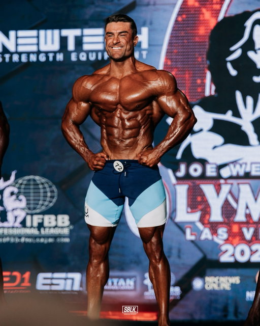 2025 @mrolympiallc pre judging done ✅ happy with how things went… rest up now ready for finals tonight ⭕️