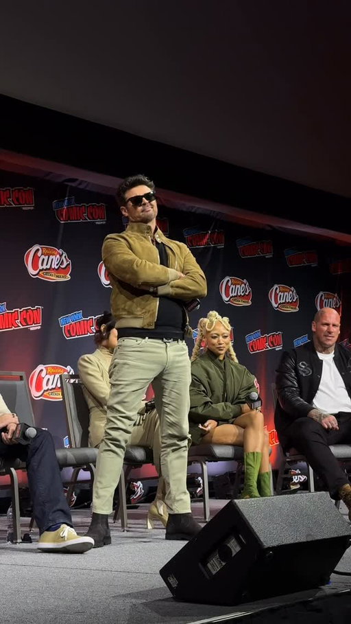 Action star. Stunt legend. Trivia destroyer. Johnny Cage really does it all. 💥😎 #MortalKombatMovie #NYCC