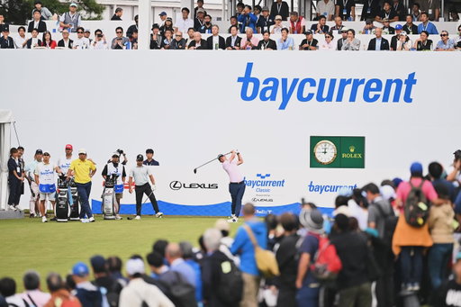 Golf in Japan is the best! Thankful to be able to play @baycurrentclassic this week in front of so many great fans! Unforgettable Sunday playing with a Japanese legend! Arigatou Tokyo!!!