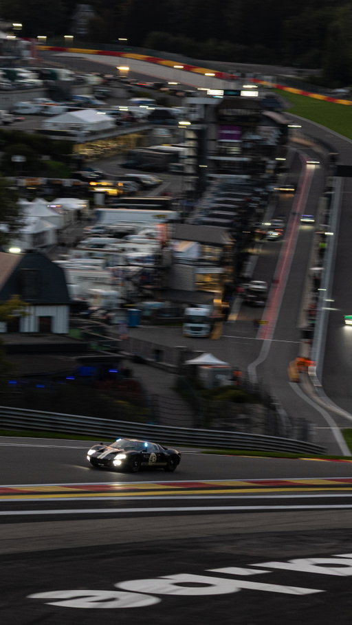 Watch @martinbrundlef1 snatch a positon at the restart of the @spasixhours Classic in the @brundle_motorsport GT40🏎️ 💨 

Full film coming 🔜 

#martinbrundle #GT40 #spasixhours