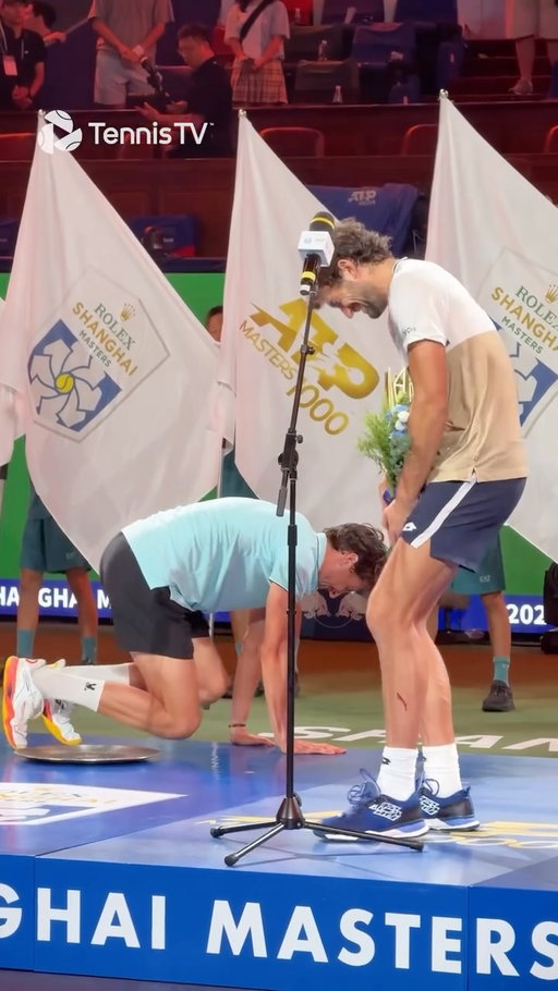 When you’ve given it everything.

#tennis #tennistv #atptour #vacherot #rinderknech