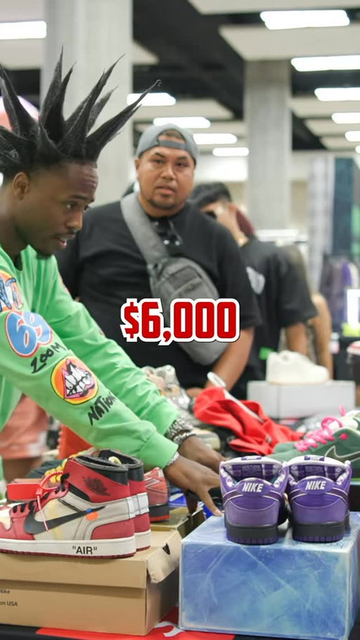 RISK IT ALL… 🫣

SNEAKERCON HAWAII THROWBACK 🎁🌴
.
.
.
.
.
.
.
.
.
.
.
.

#sneakercon #hawaii #culturekicks #fyp #comedy #blowthisup #kicks #jordans #nike