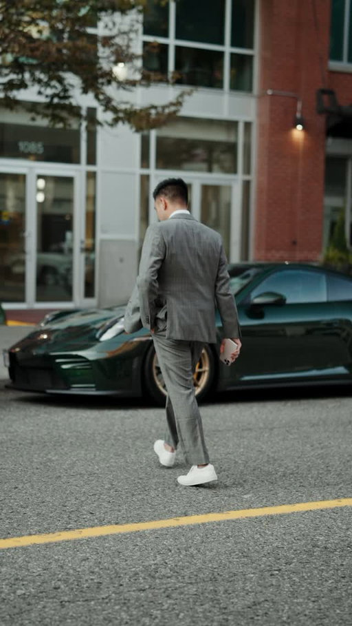 A behind-the-scenes look at the Made to Measure journey with @justin.tse.

You don’t just buy a suit. You design it.

Book your fitting at a showroom near you.

#INDOCHINO #MadeToMeasure