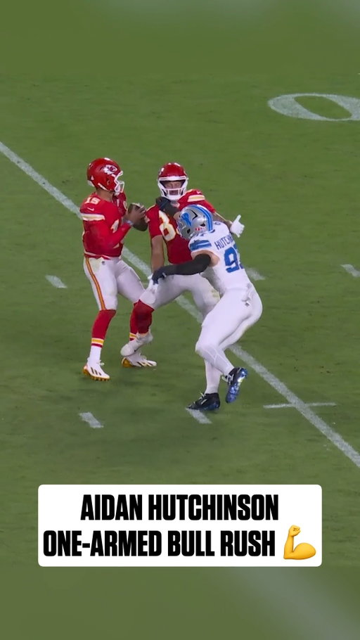 and got the strip 😤

DETvsKC on NBC
Stream on #NFLPlus + Peacock