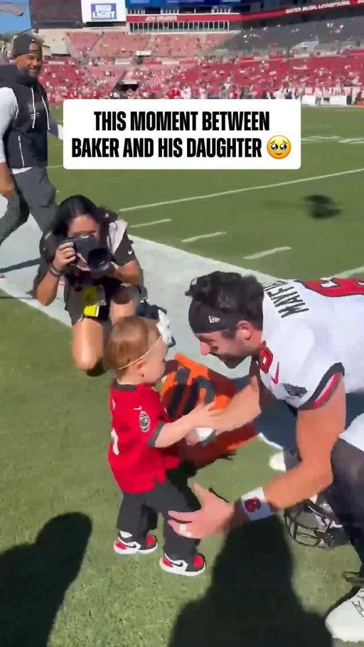 the daddy jersey too 😭

(via AileenHnatiuk/X)