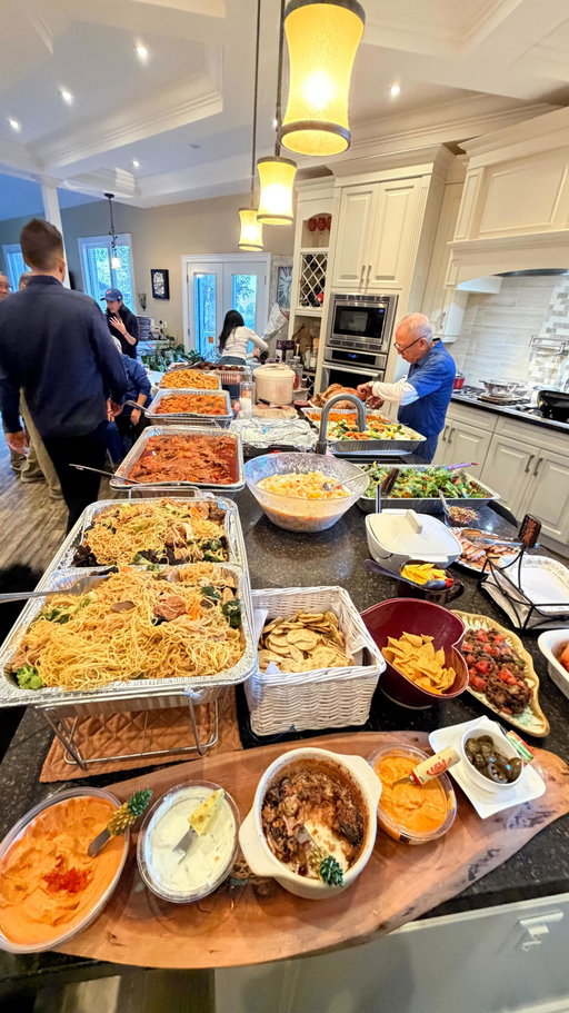 Every year, the Ingco crew migrates north to Grelo Farms for our big, loud, loving Thanksgiving tradition. Yes, there are a lot of us (you should see the group chat), but that just means there’s more love—and more leftovers.

We’re connected through 5 aunts, 2 uncles, and the beautiful chaos of generations.  We also have an amazing extended family! We laugh, we remember the ones who aren’t with us anymore, and we hold each other a little tighter. That’s what family is all about.

Surrounded by nature, horses, full bellies, full hearts, and a soul that feels completely nourished. I don’t take this blessing for granted. I feel so lucky to have been born into this family.
Thank you, @eats_catering for the wonderful food!!! 
Wishing everyone the same warmth, connection, and gratitude this Thanksgiving. 🦃

#FamilyTradition #GreloFarms #ThanksgivingLove #FullHeartsFullBellies #BlessedAndGrateful