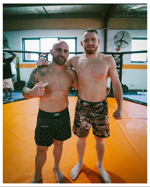 Monday rounds 👊