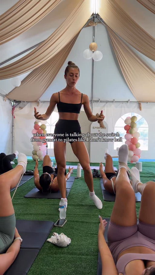 Oh trust me I KNOW BALL…(my story) 
From only gym everyday to sculpt training; truly transformed my lifestyle, mentality and physique. 

Signature Sculpt training DAILY in my app. Follow along and train with me and the queens everyday 📲

Comment “Sculpt” to get a free teaser workout from my app for my signature Sculpt trainings 😍✨

BUT! Remember one wouldn’t be possible without the other, strength training is crucial and the reason I have the muscle development I do today. 

#fitnesstransformation #pilateslife #pilatesbody #pilatesbodyworkout #sculpttraining #sculptworkout #matworkout #gymrat #strengthtraining