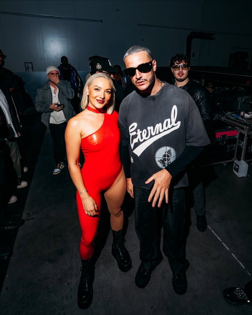 15,000 people. London, in the city I live in… I’m still trying to take this in! The energy in that room hit DIFFERENT. Thank you @djsnake for trusting me and asking me to play, it’s an honour and something I’ll never forget! 🔥
AND MOTHER LAU CAME TO WATCH, stop it I’m crying, the biggest love to everyone in my crew who made this show happen with me, I literally couldn’t have done it without you, my sister @phoebejaylau for keeping me calm cos I think that’s the most nervous I’ve been 😬 and thank you T-Gang for always showing up and letting me know you’re right there with me ❤️