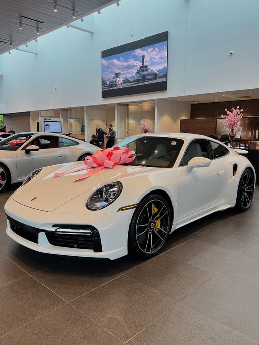 NEW ARRIVAL 🤍 This Carrara White 992 Turbo S is now available with too many options to list (and less than 10,000 miles)! Stop by or give us a call for more details 📲 

#porsche #porschemoment #pccm #porschecarbonceramicbrakes #pccb #turbos #911turbos #porsche911turbos #991gt3rs #991turbos #carsofinstagram #carrarawhite #carbonceramic #pdk #paintmatch #painttosample