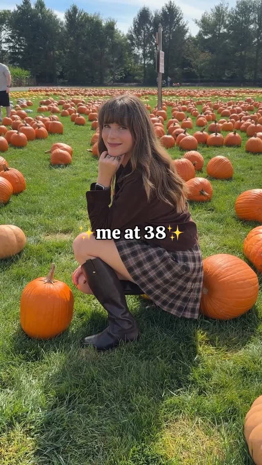 20s are okay… but those 30s ✨✨✨✨✨ let’s stop fearing getting older, because that confidence glow we get with aging looks real good 🎃🍂 #30s